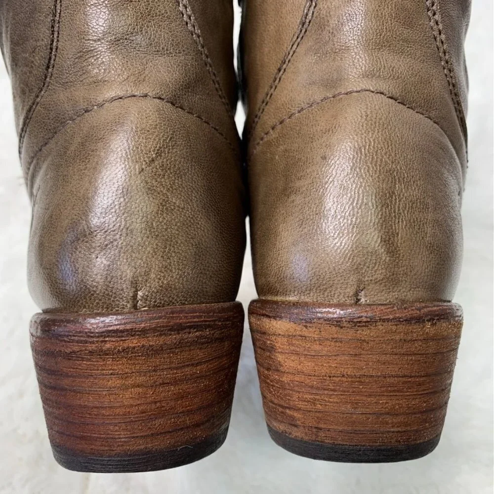 Frye 77032 Women's Light Brown Leather Carson Shortie Boots Size 6 1/2 - Picture 12 of 16